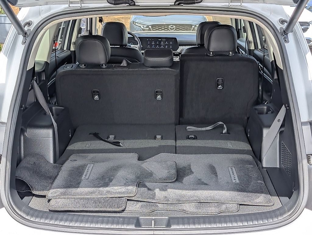 Used 2024 Kia Telluride EX image 15