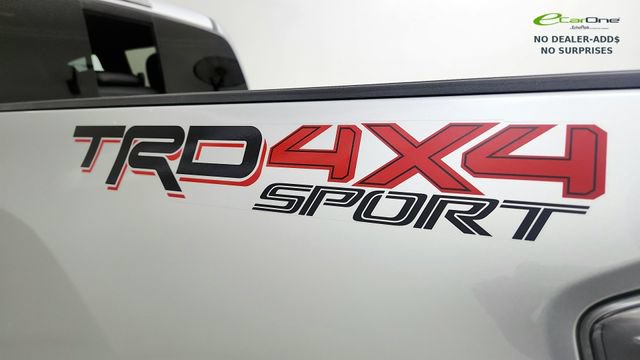 Used 2022 Toyota Tacoma TRD Sport w/ Technology Package AWD/4WD image 25