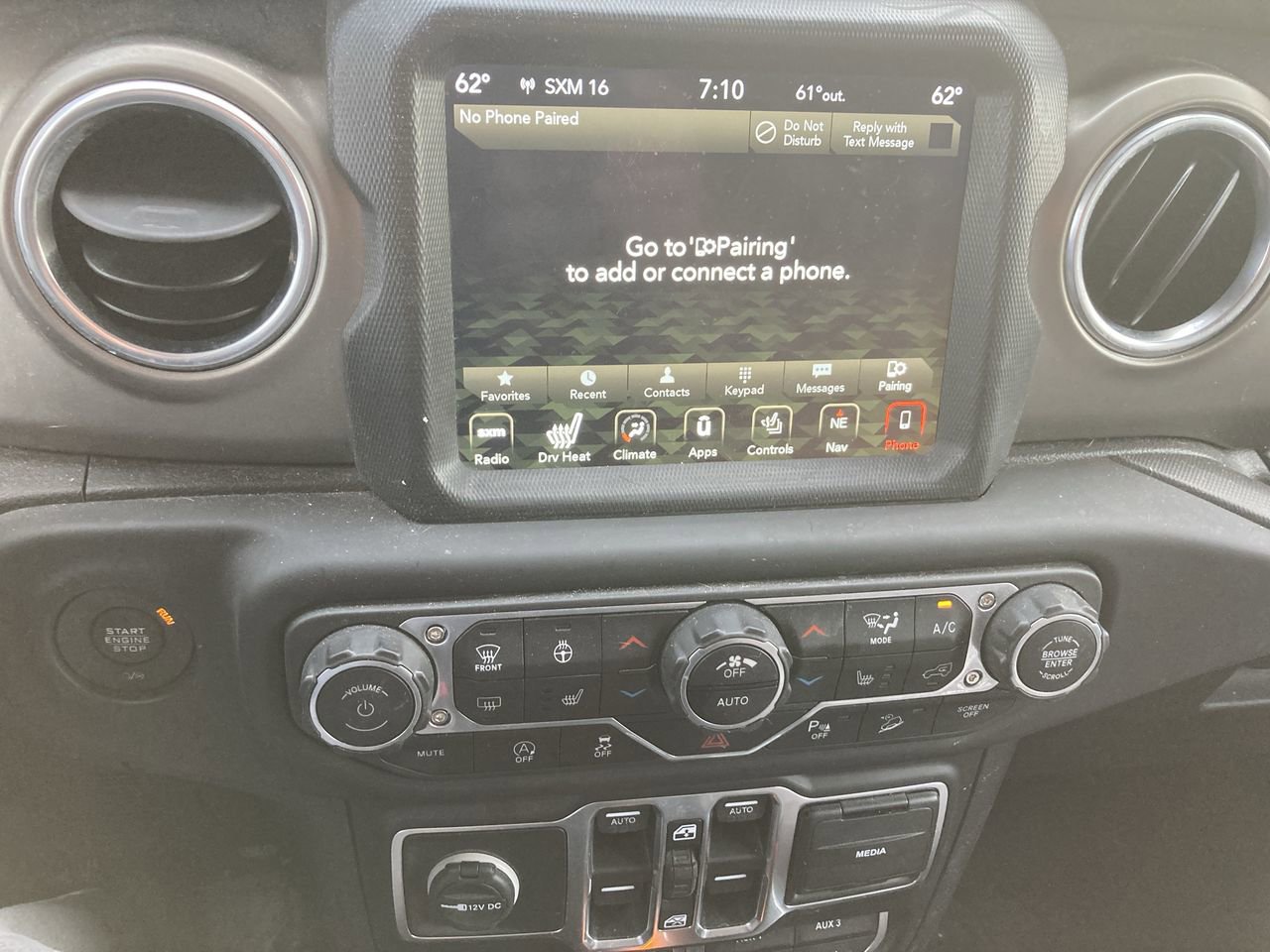 Used 2018 Jeep Wrangler Unlimited Rubicon AWD/4WD image 12