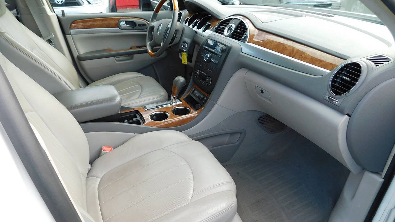 Used 2008 Buick Enclave CXL w/ Entertainment Package #1 AWD/4WD image 16