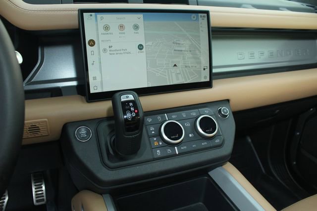 Used 2025 Land Rover Defender 110 X image 16