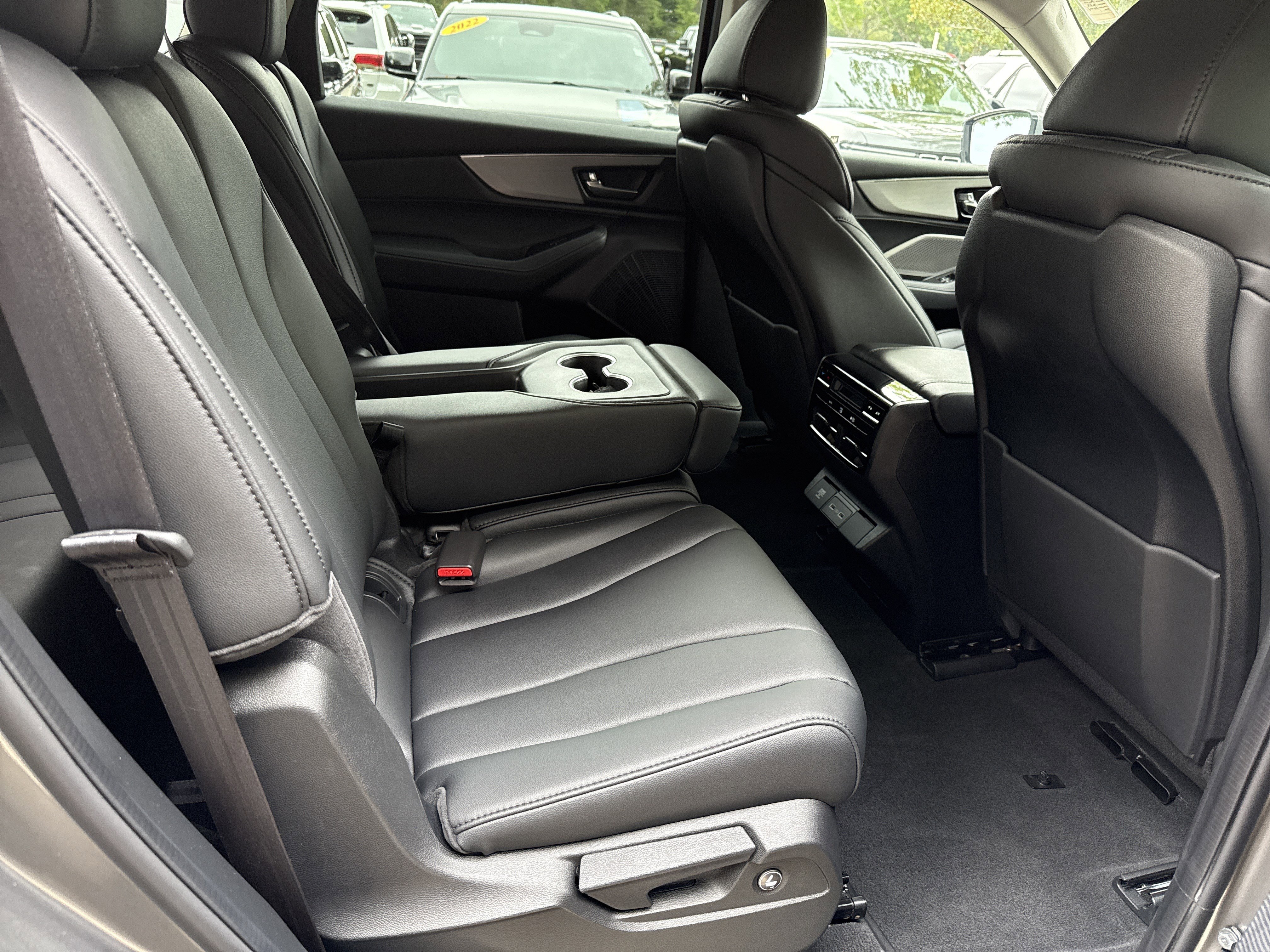 Used 2024 Acura MDX FWD image 15