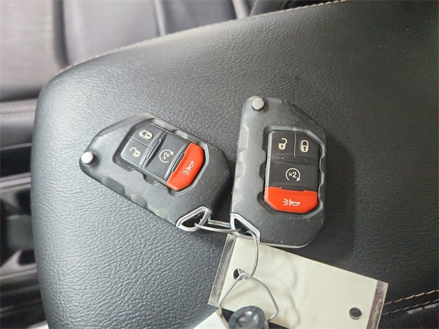 Used 2018 Jeep Wrangler Unlimited Sahara image 33