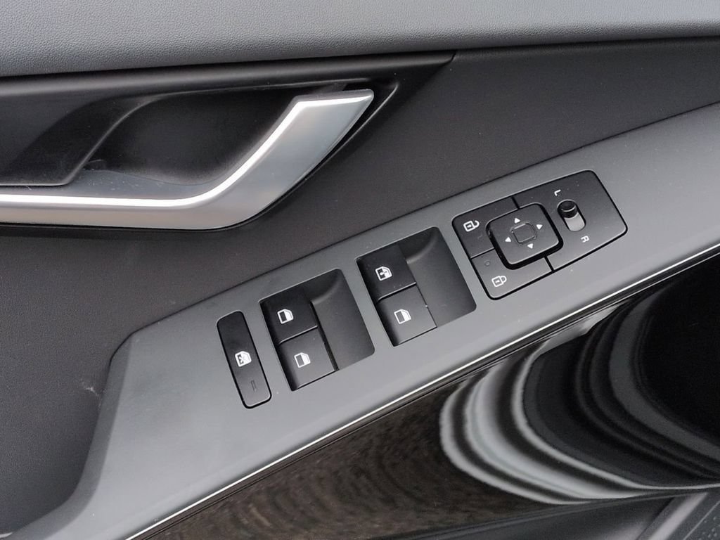 Certified 2023 Kia Niro Wind FWD image 24