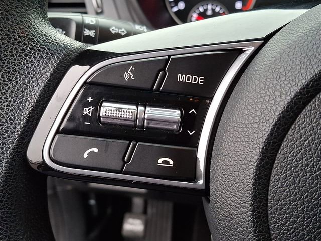 Used 2019 Kia Optima LX image 16