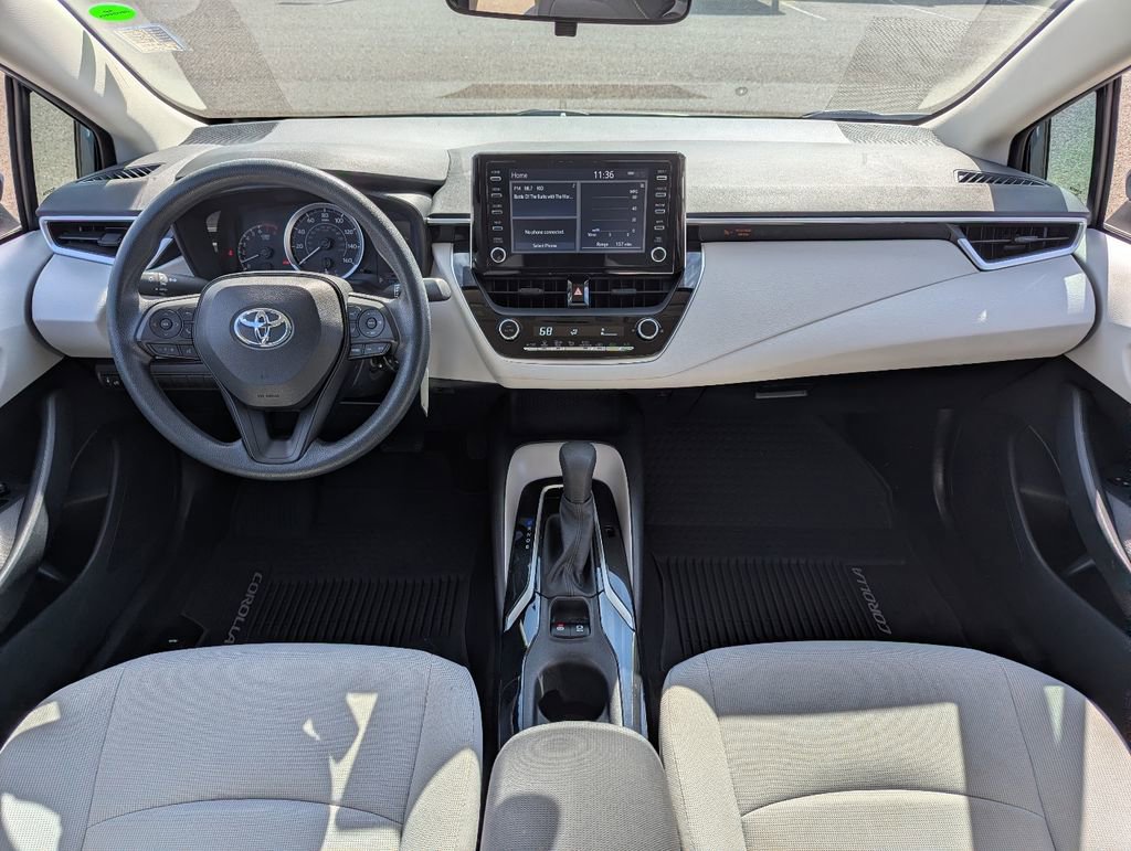 Used 2020 Toyota Corolla LE FWD image 22