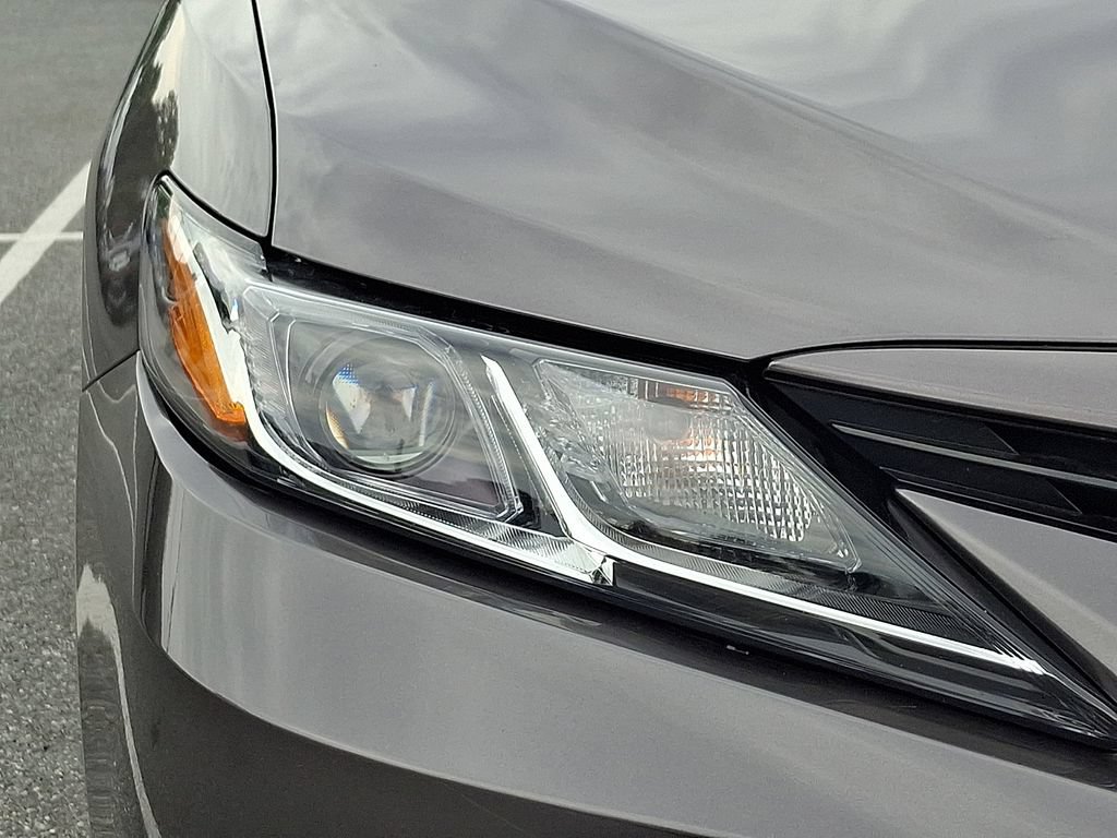 Used 2024 Toyota Camry LE FWD image 11