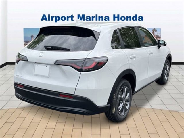 New 2026 Honda HR-V LX image 5