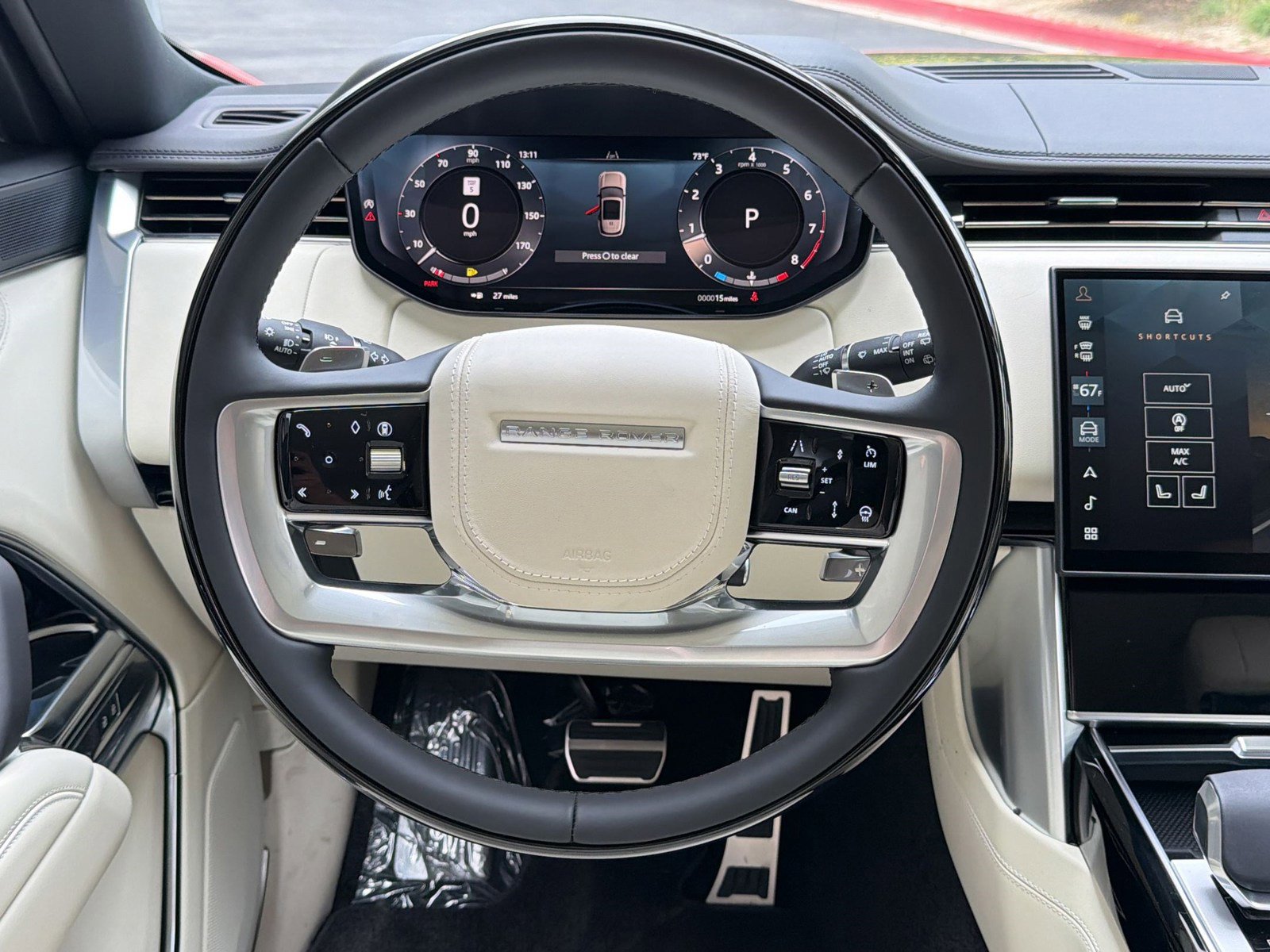 New 2026 Land Rover Range Rover SE image 17