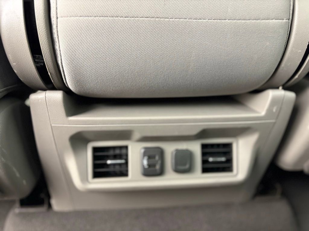 Used 2021 GMC Sierra 1500 SLE image 43