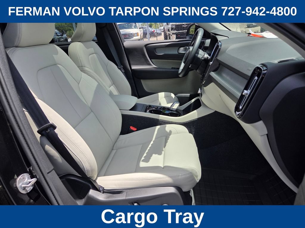 New 2026 Volvo XC40 B5 Plus w/ Protection Package Premier AWD/4WD image 21