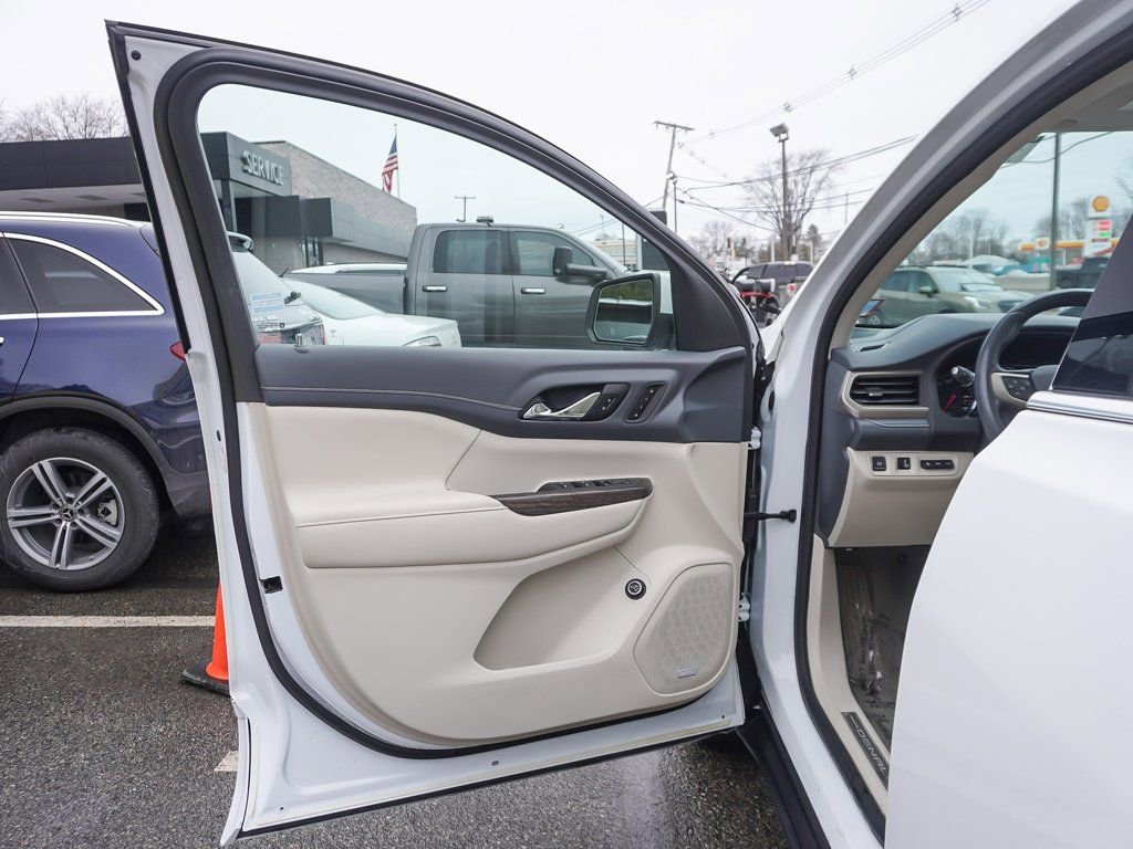 Used 2020 GMC Acadia Denali w/ Denali Ultimate Package image 30