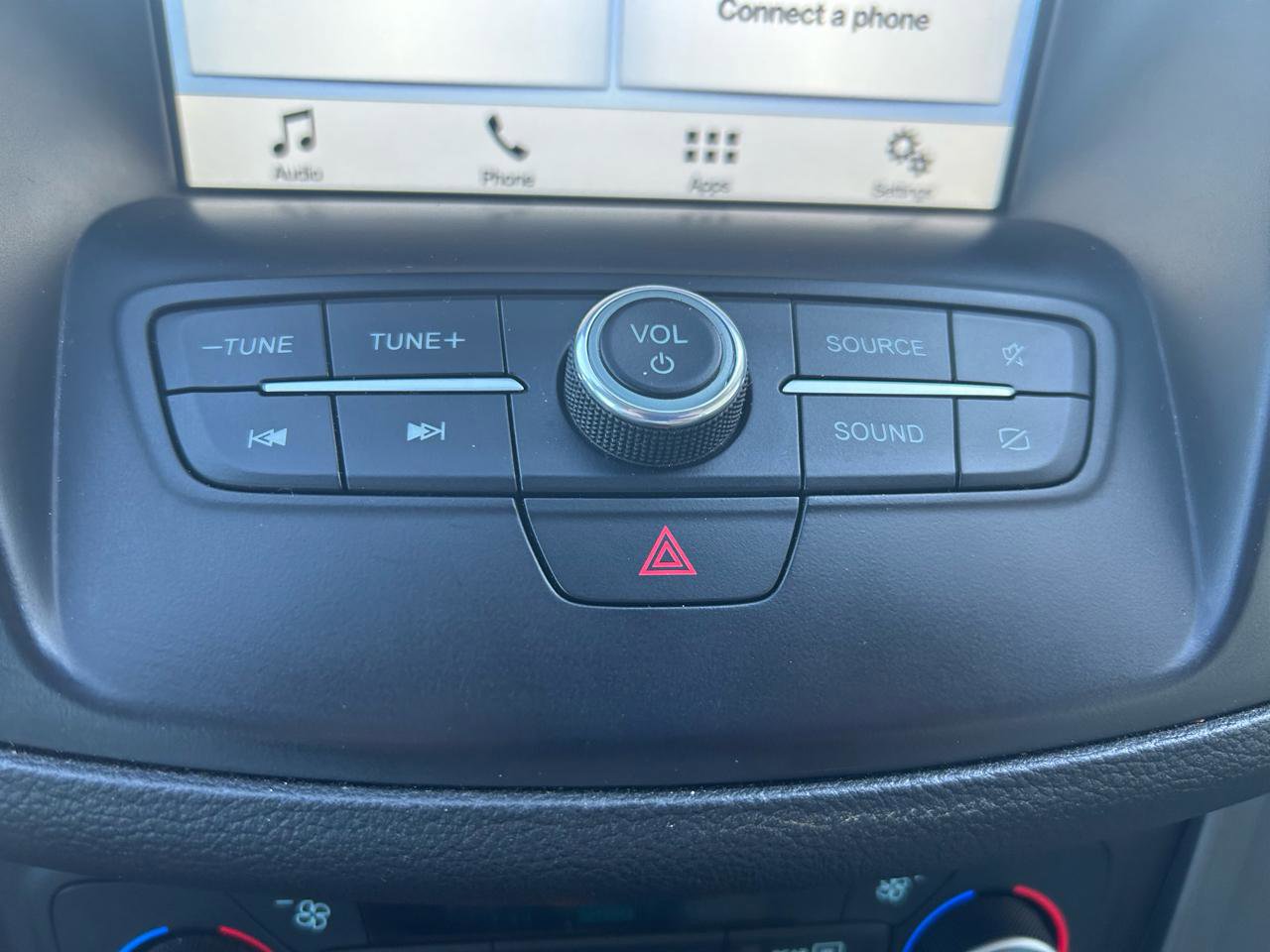 Used 2019 Ford Escape SE image 24