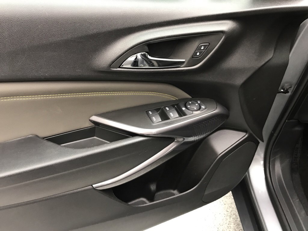 Used 2025 Chevrolet Trax ACTIV w/ Driver Confidence Package image 8