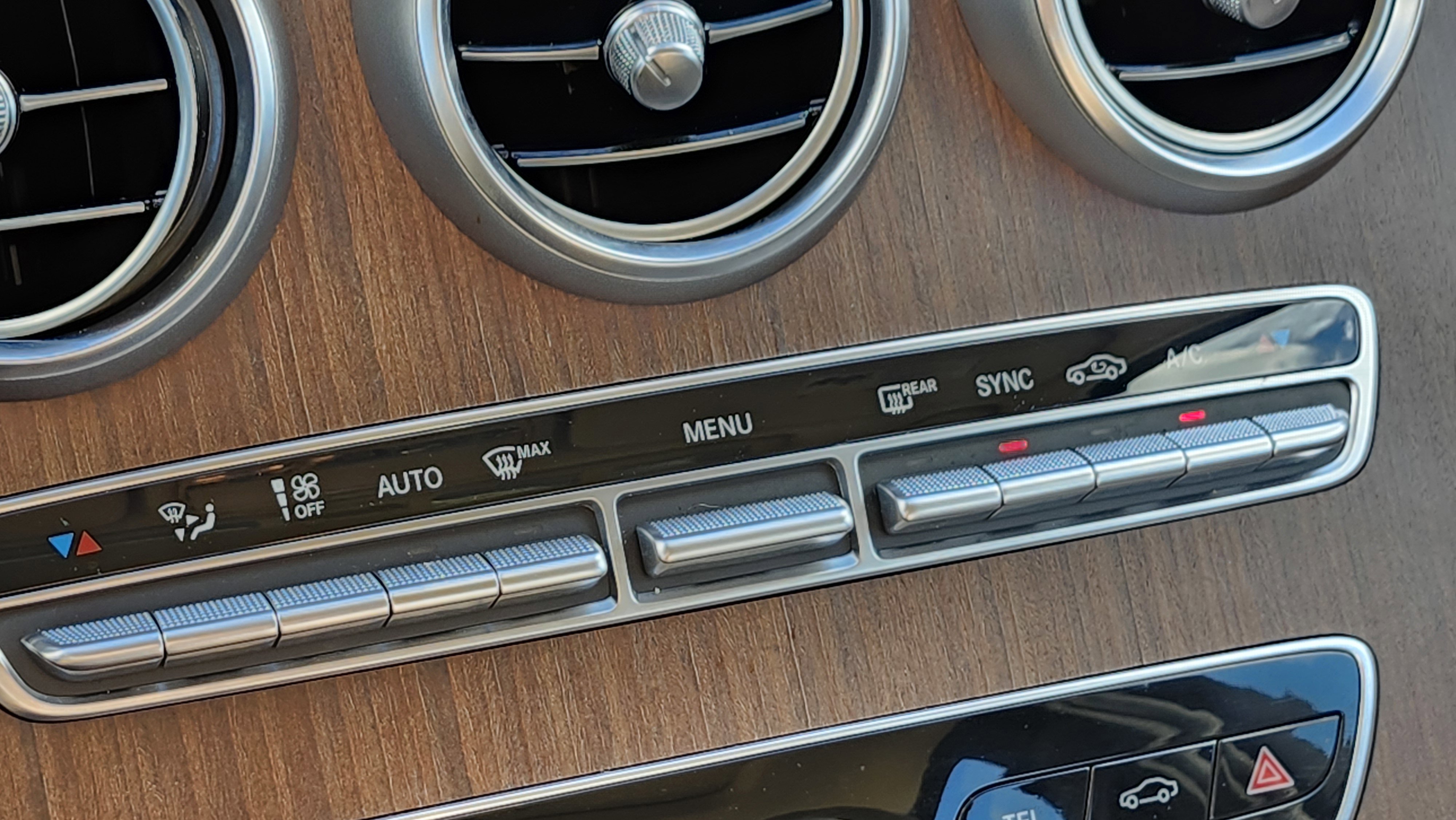 Used 2019 Mercedes-Benz C 300 4MATIC Sedan image 29