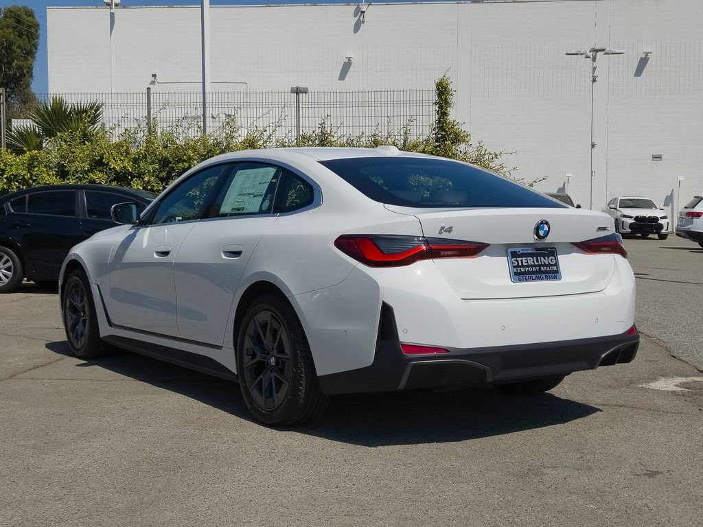 New 2026 BMW i4 eDrive40 w/ Parking Assistance Package RWD image 17