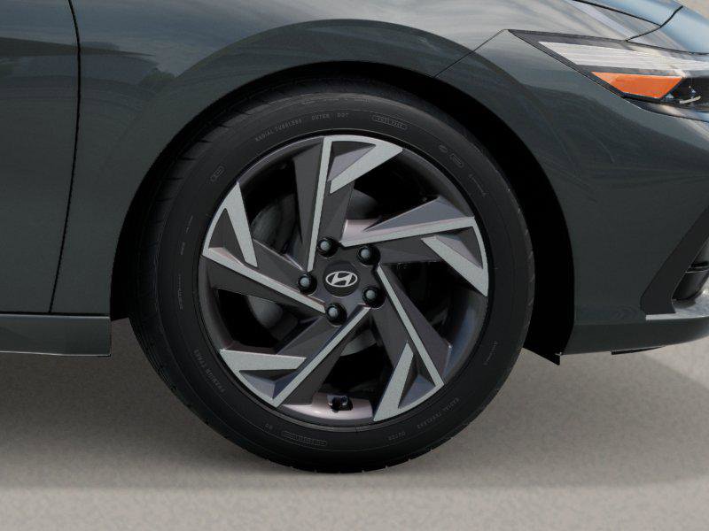 New 2026 Hyundai Elantra SEL Sport FWD image 8