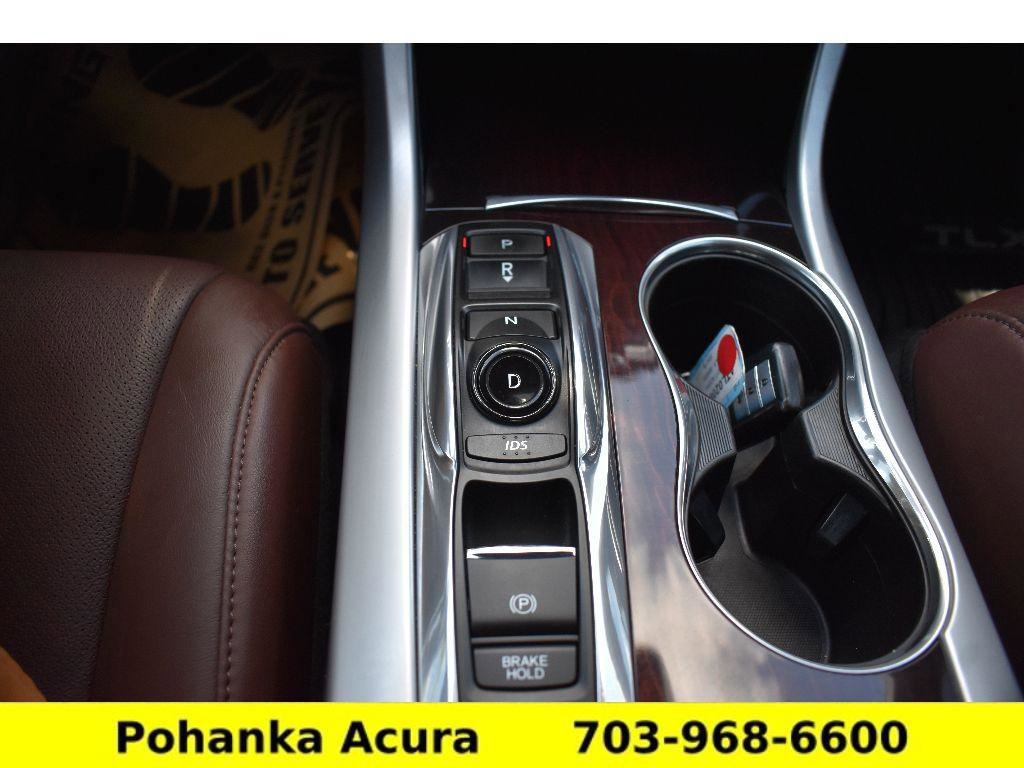 Used 2017 Acura TLX V6 w/ Technology Package FWD image 17
