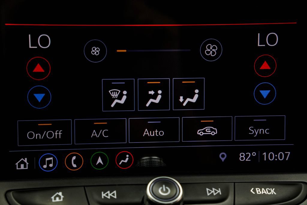 Used 2019 Chevrolet Blazer RS AWD/4WD image 35