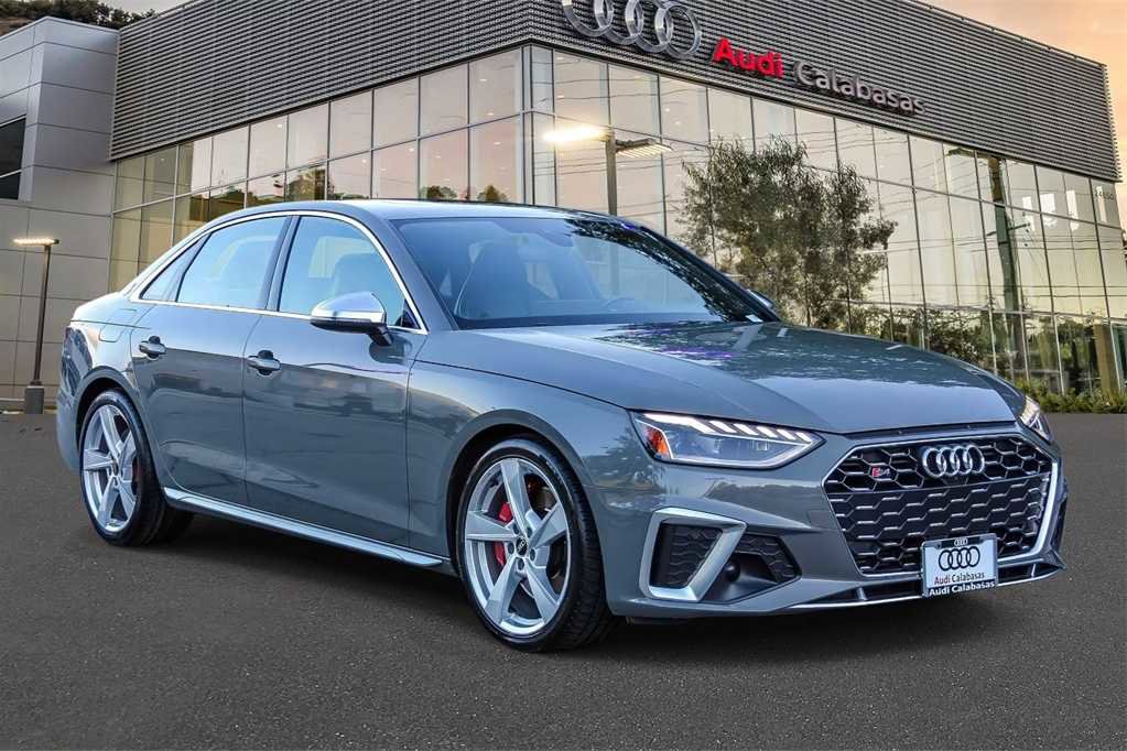 Used 2023 Audi S4 Premium Plus w/ Premium Plus Package image 5