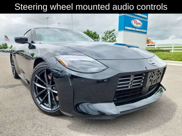 Used 2024 Nissan Z Performance w/ Floor Mat Package RWD image 15