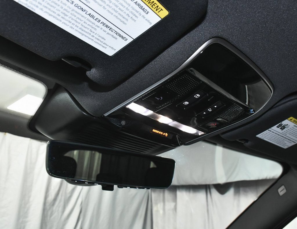 Used 2025 Land Rover Range Rover SE AWD/4WD image 49