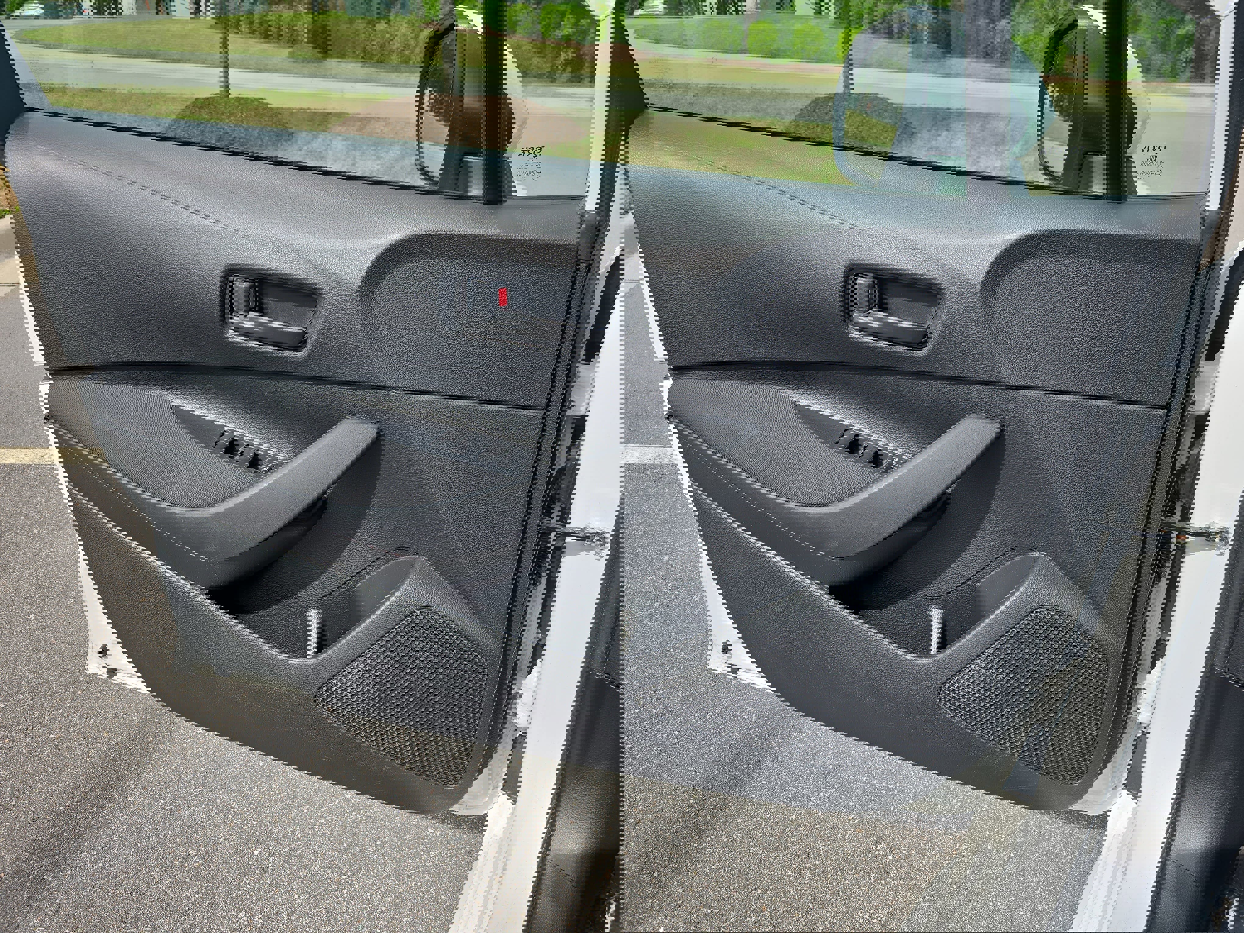 Used 2024 Toyota Corolla LE image 28