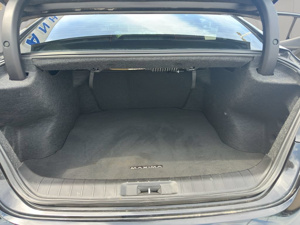 Used 2017 Nissan Maxima Platinum FWD image 4