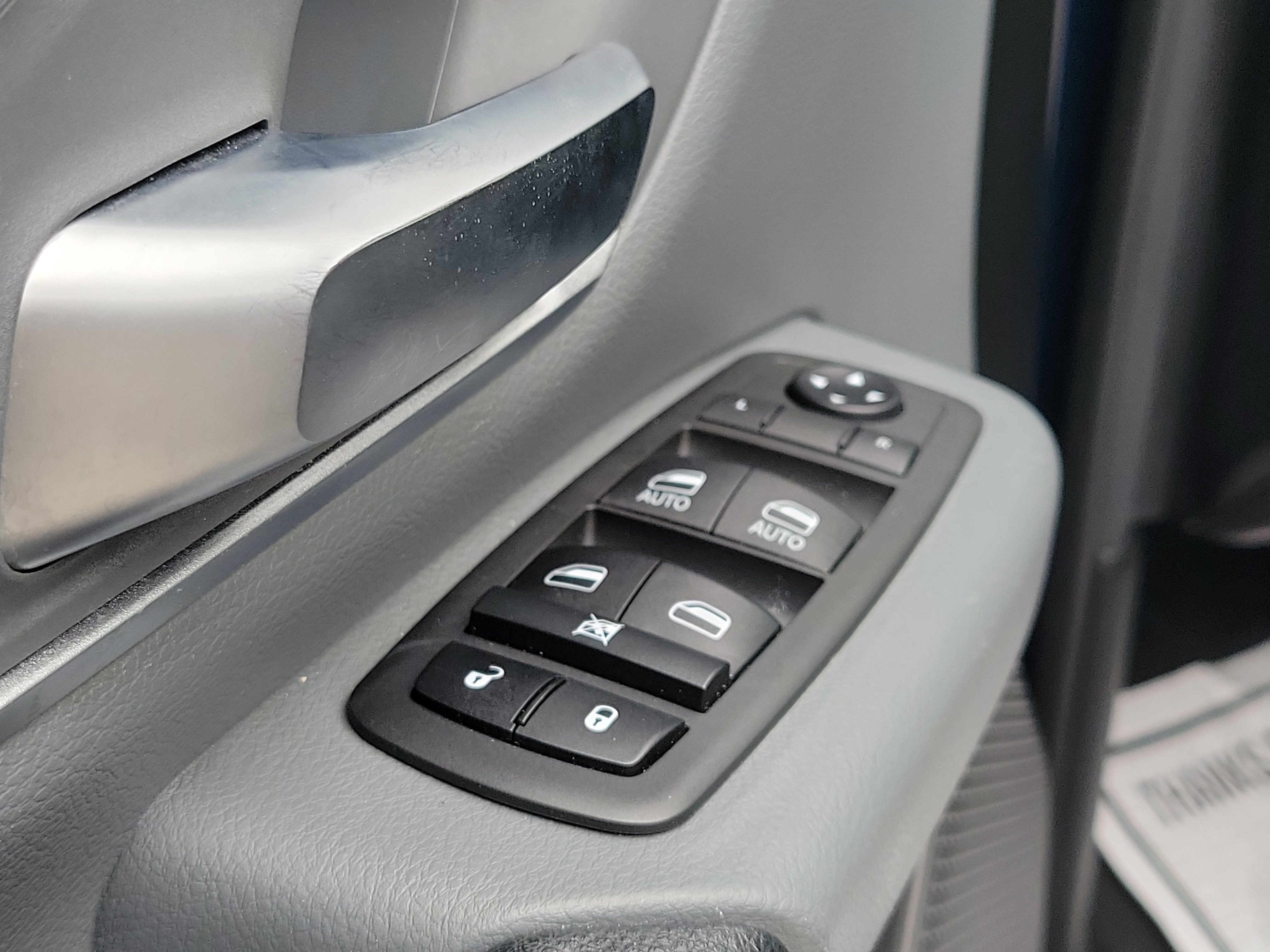 Used 2020 RAM 1500 Big Horn image 15