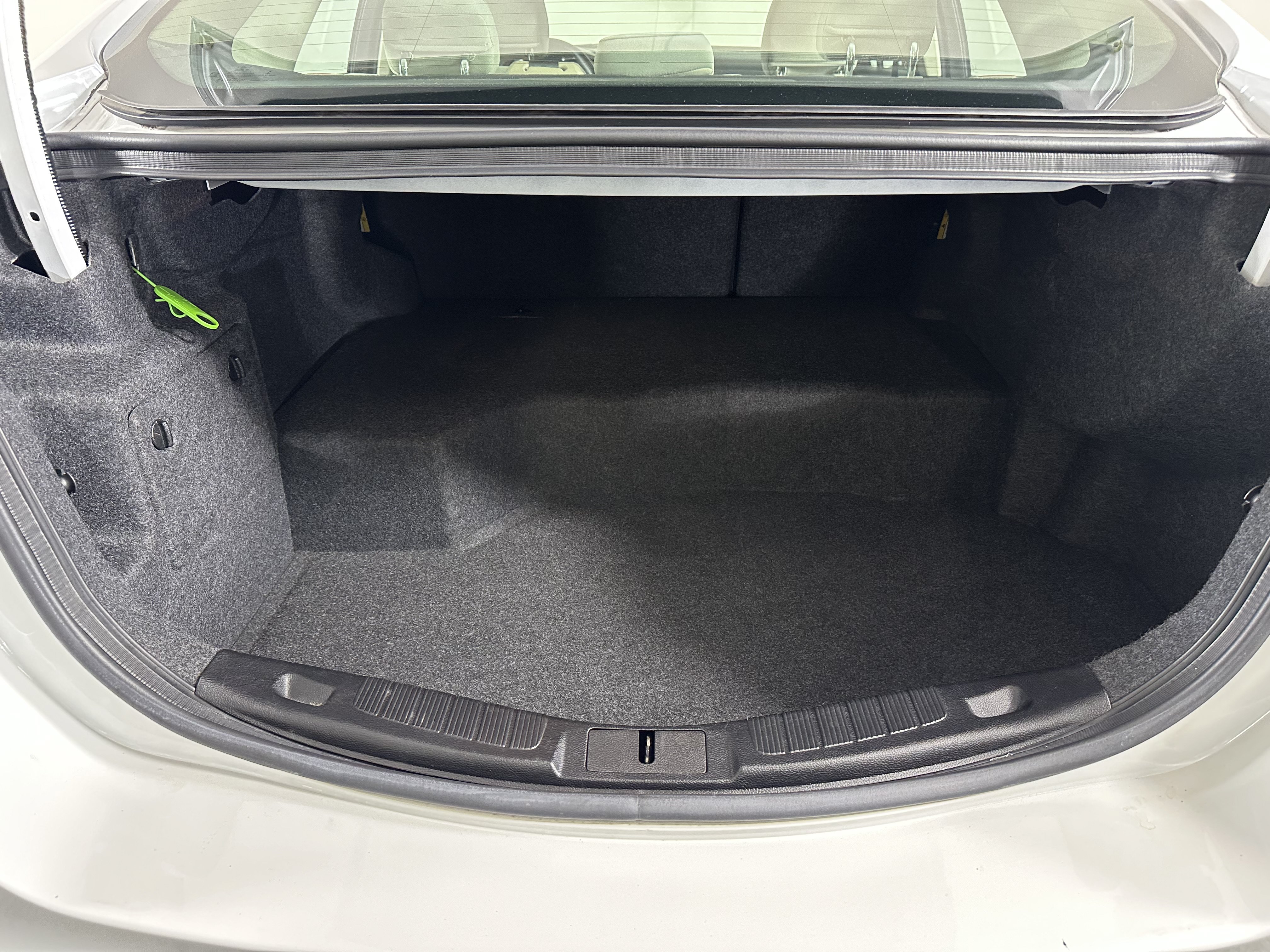 Used 2018 Ford Fusion S FWD image 22