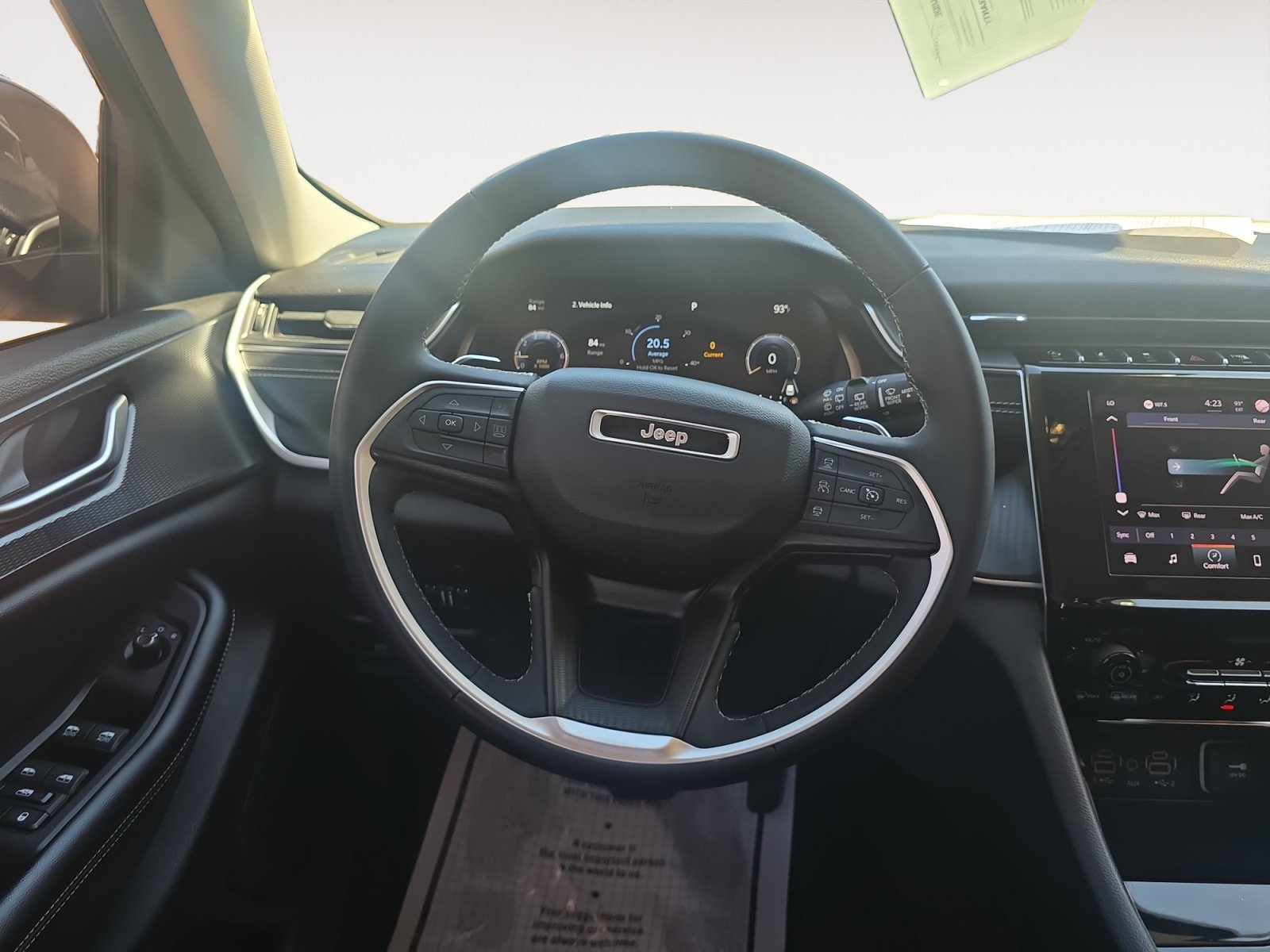 Used 2023 Jeep Grand Cherokee L Laredo AWD/4WD image 13