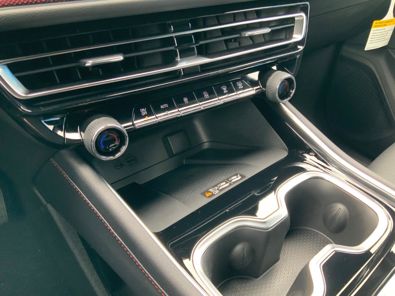 New 2026 Chevrolet Traverse Z71 AWD/4WD image 25