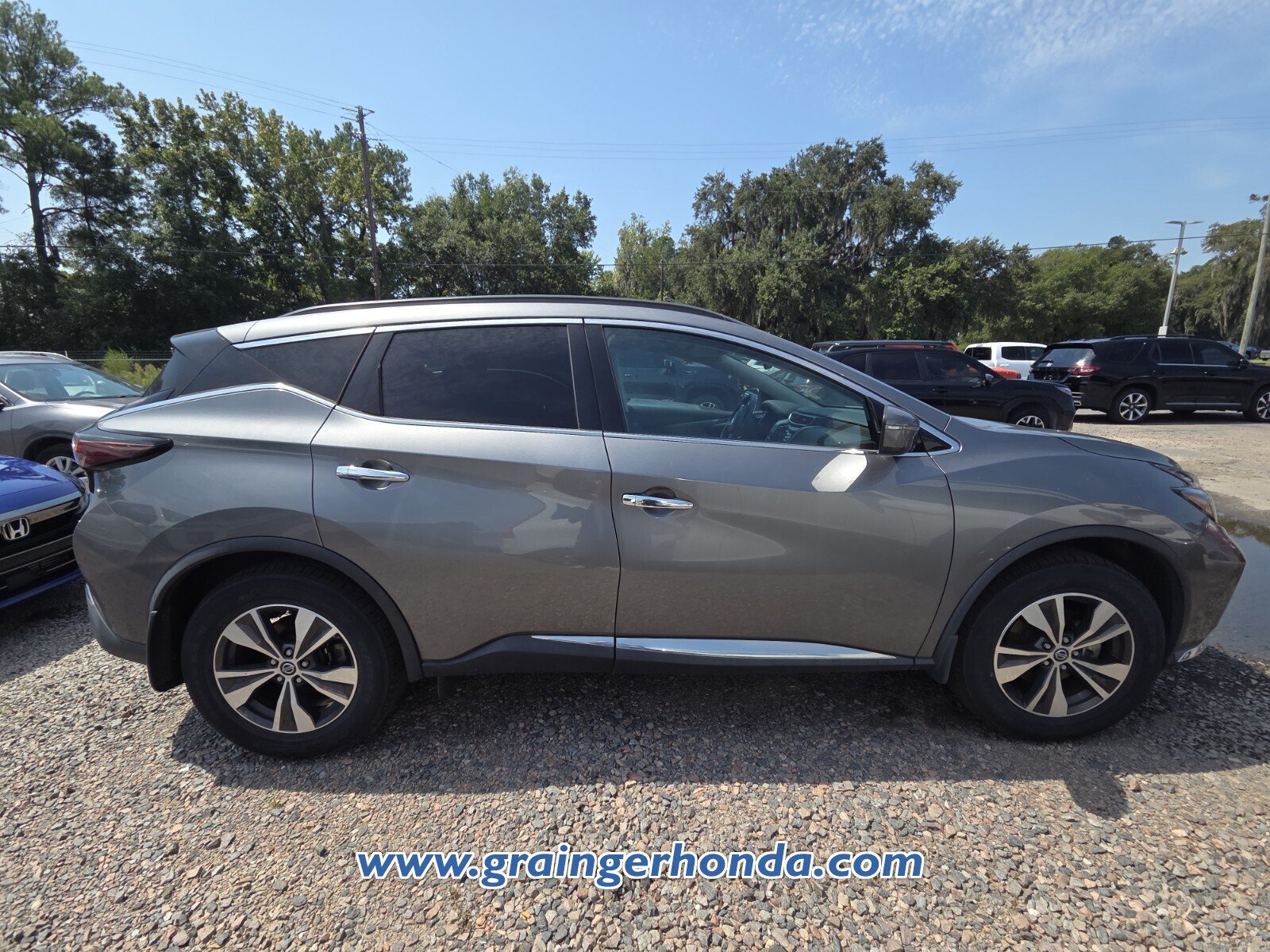 Used 2022 Nissan Murano SV w/ Cargo Package FWD image 4