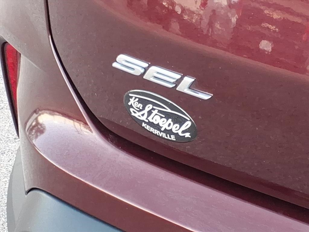 Certified 2023 Ford Edge SEL image 8