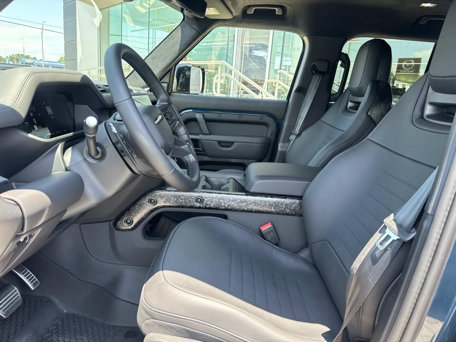 New 2026 Land Rover Defender 110 OCTA AWD/4WD image 10