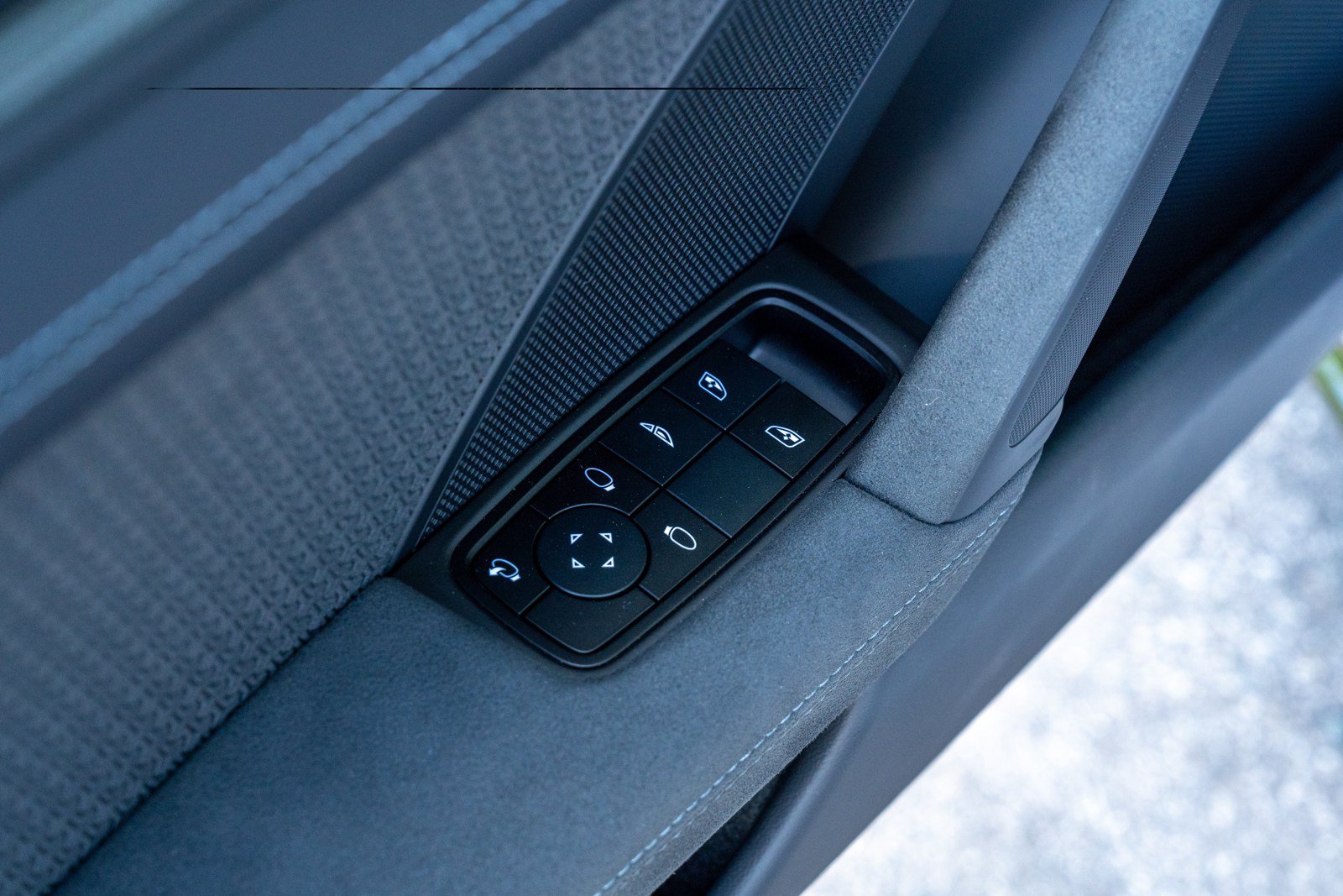 Certified 2025 Porsche 911 Carrera 4 GTS AWD/4WD image 21