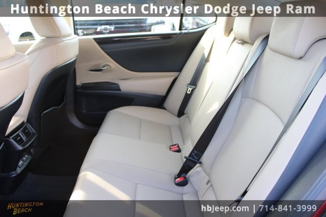 Used 2019 Lexus ES 350 image 31