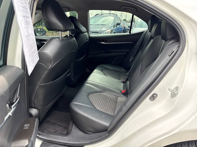 Used 2021 Toyota Camry SE FWD image 14
