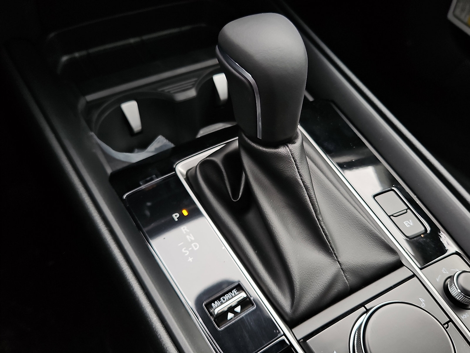 New 2026 MAZDA CX-50 AWD 2.5 Hybrid w/ Weather Package image 13