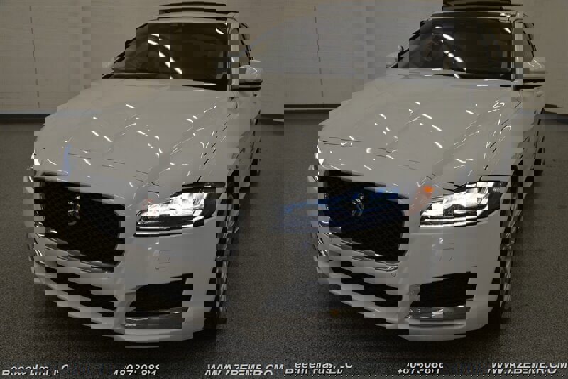 Used 2020 Jaguar XF Premium image 50