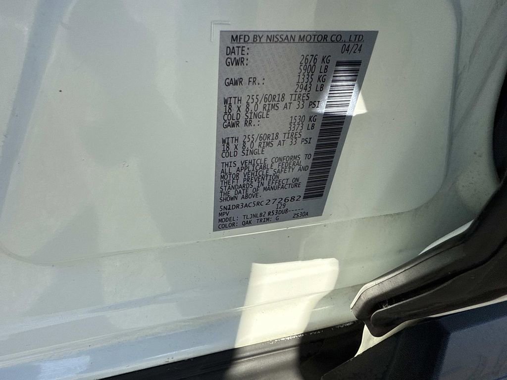 Used 2024 Nissan Pathfinder S image 18