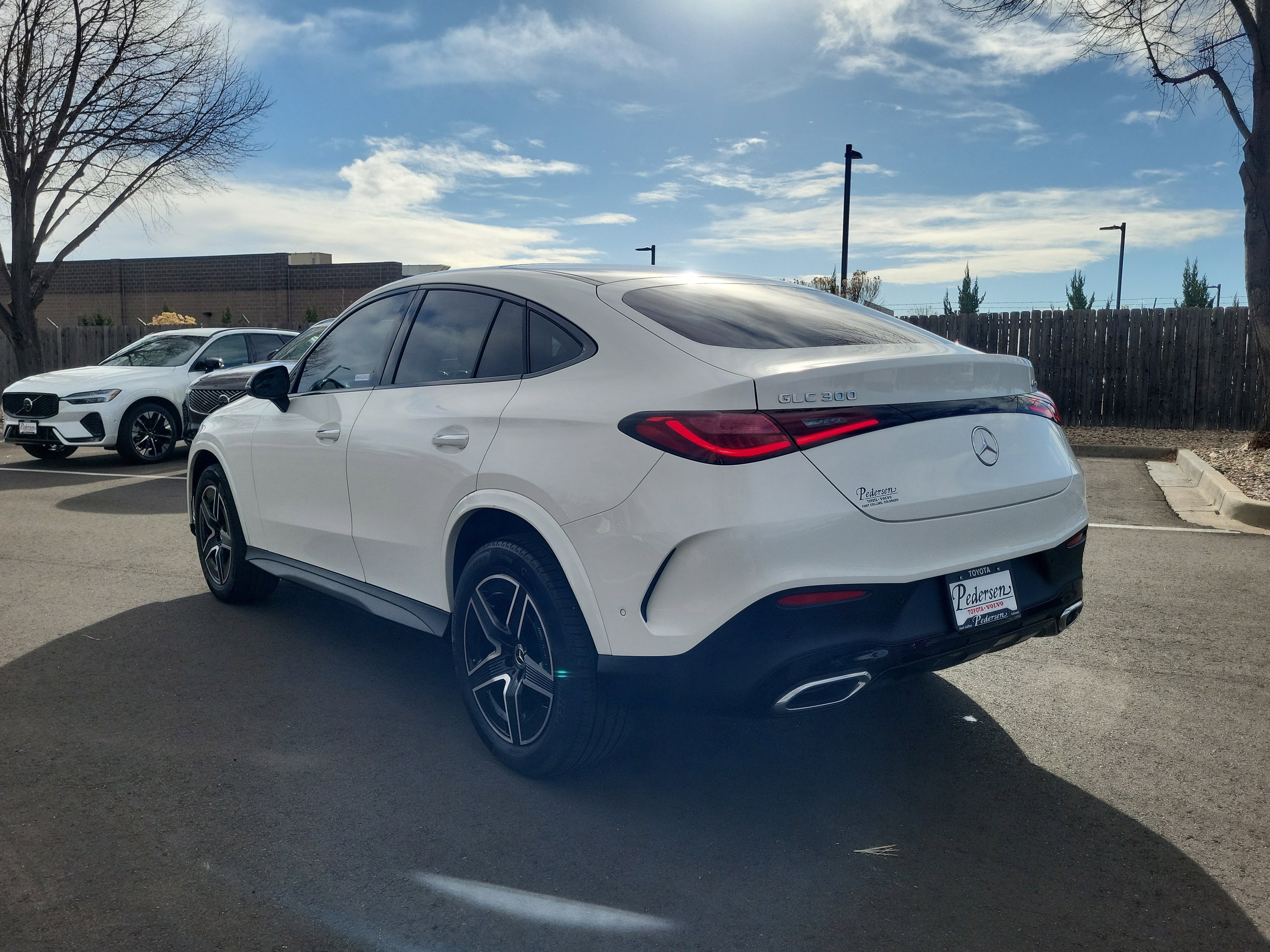 Used 2024 Mercedes-Benz GLC 300 4MATIC image 3