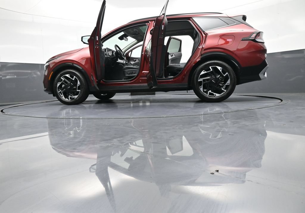 Certified 2025 Kia Sportage SX FWD image 50
