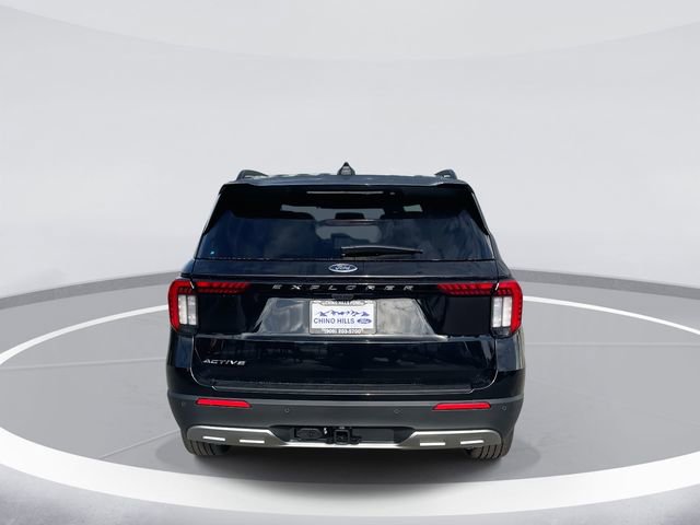 New 2026 Ford Explorer Active w/ Active Comfort Package image 5