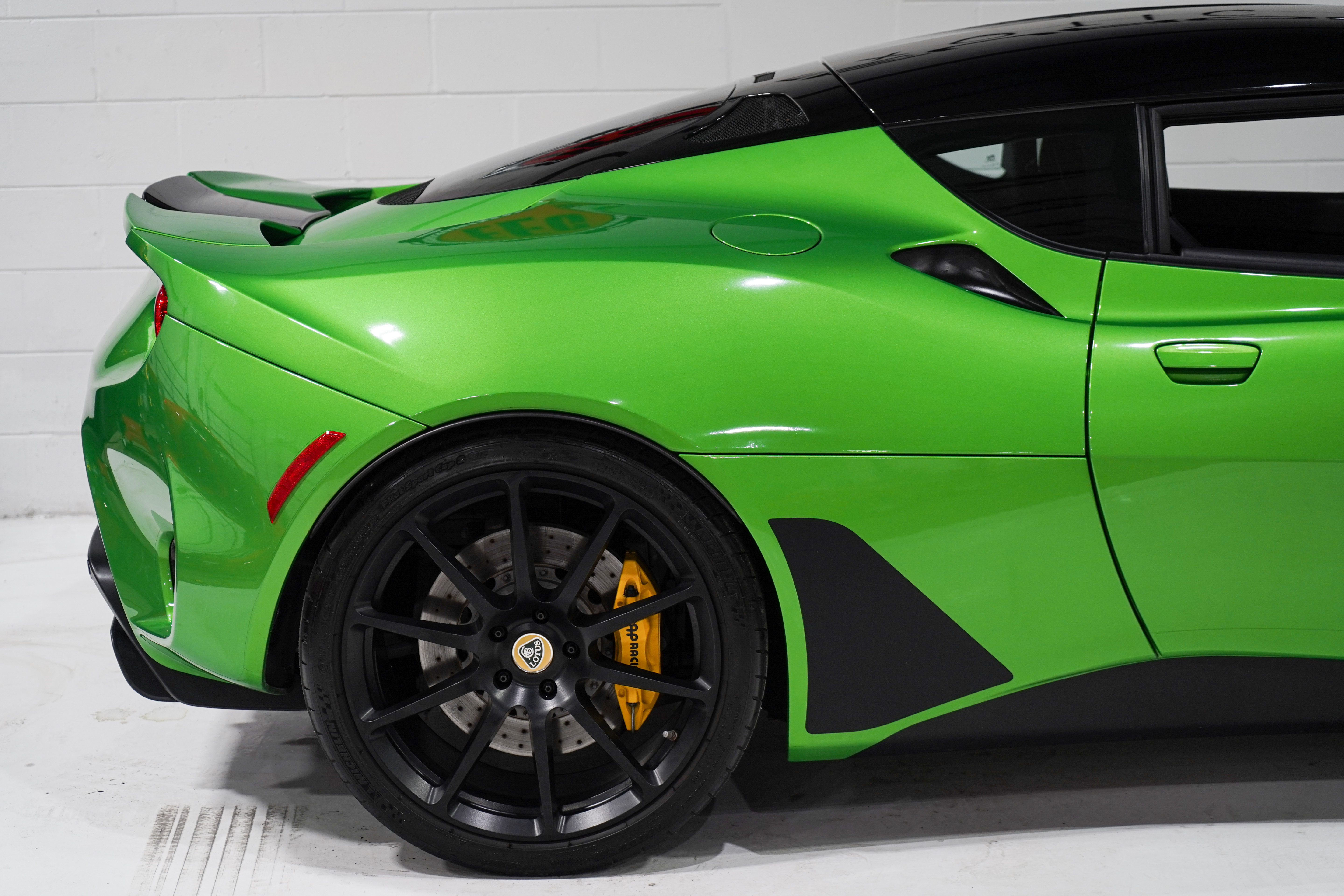Used 2020 Lotus Evora RWD image 22