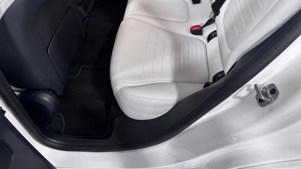Certified 2024 Mercedes-Benz GLC 300 4MATIC image 21