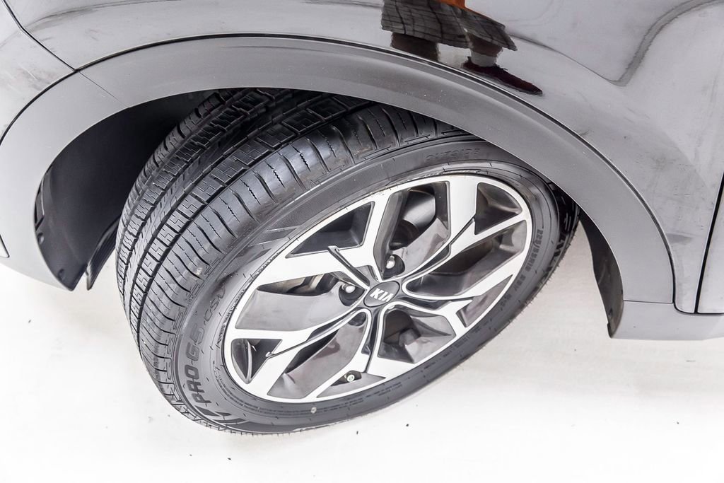 Used 2022 Kia Sportage EX image 12