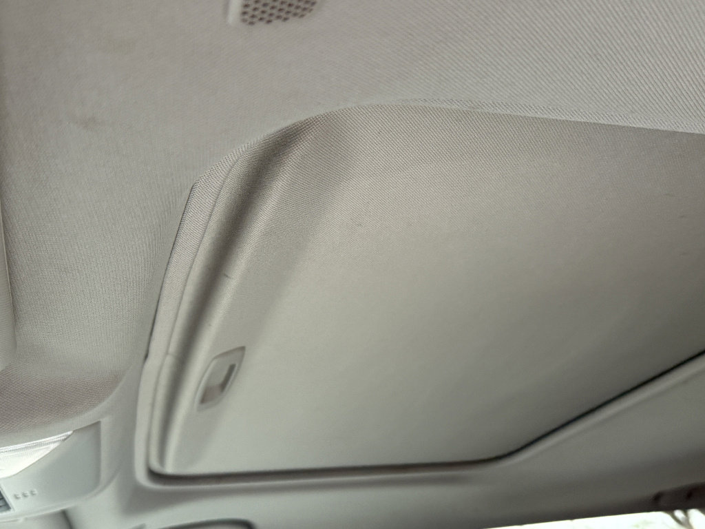Used 2023 Toyota RAV4 XLE Premium FWD image 11