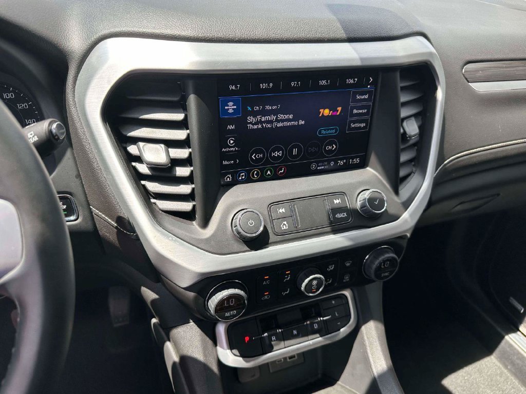 Used 2023 GMC Acadia SLT AWD/4WD image 30