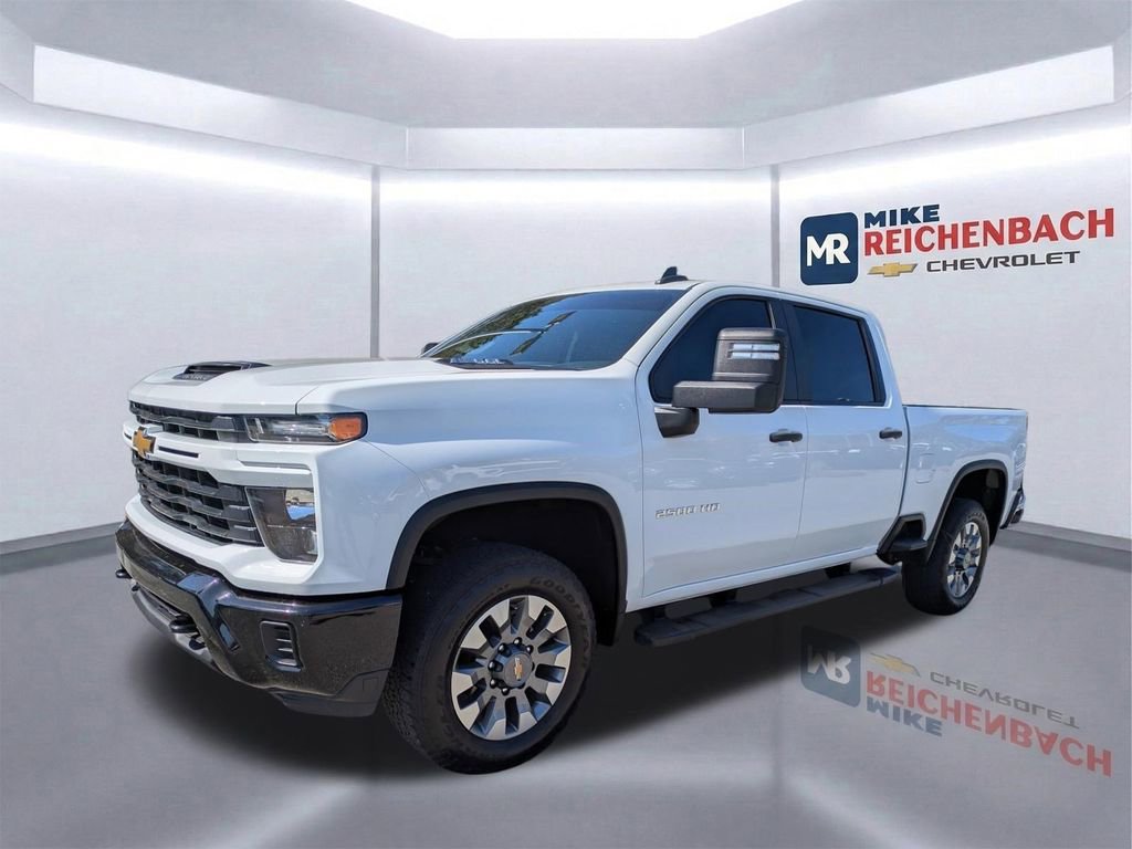 Used 2024 Chevrolet Silverado 2500 Custom w/ Custom Convenience Package image 8
